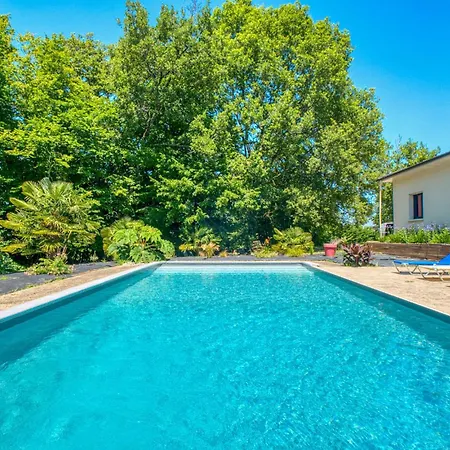 Vakantiehuis Gorgeous In Coursac