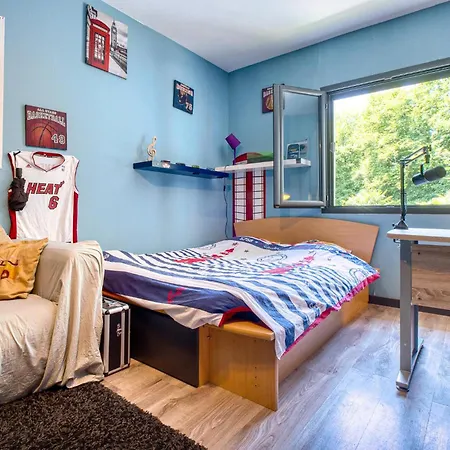 Gorgeous In Holiday home