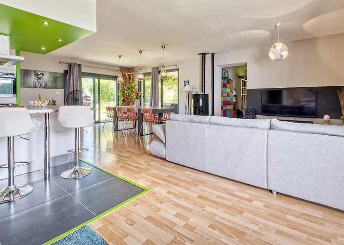 Tatil Evi Gorgeous In Coursac